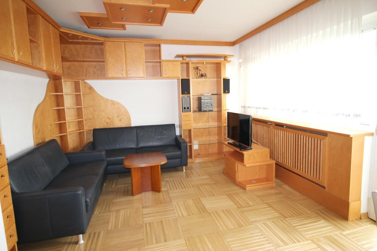 Geraeumige Ferienwohnung Im Zentrum Sankt Poelten Dış mekan fotoğraf